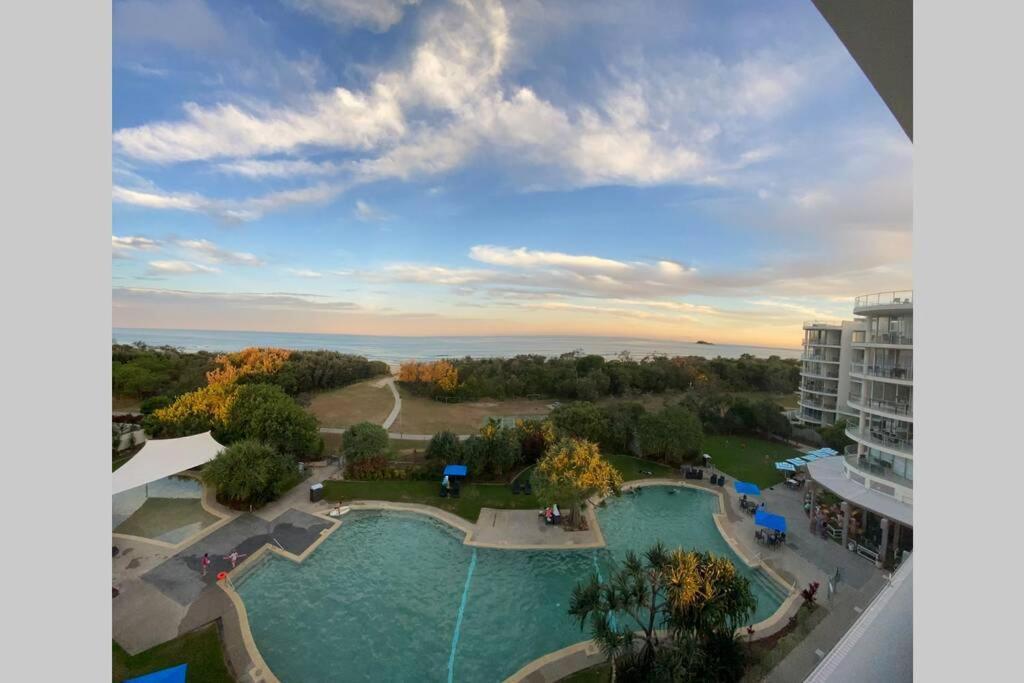 Ocean Bliss - Top Floor Beachfront Studio With Amazing Views ! Marcoola Exterior photo